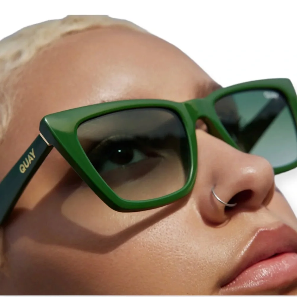 QUAY Call The Shots Sunglasses Monstera Green Frame Green Gradient Lens NWT